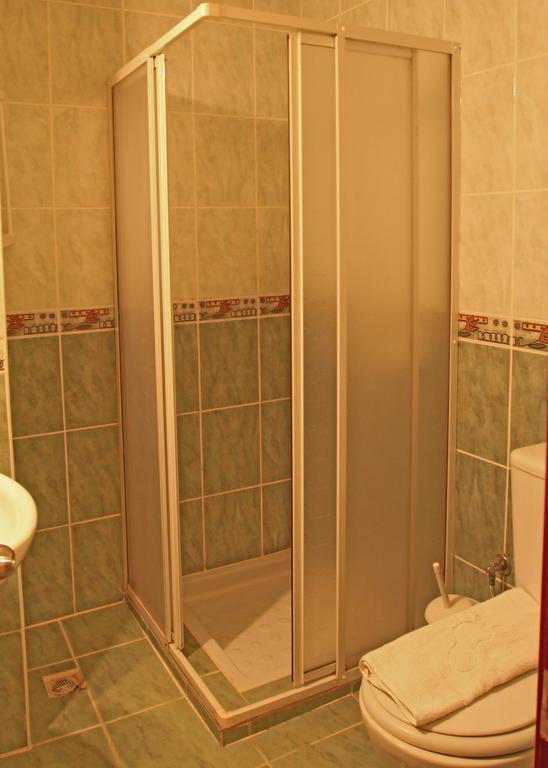 Cekmen Hotel Kemer Phòng bức ảnh
